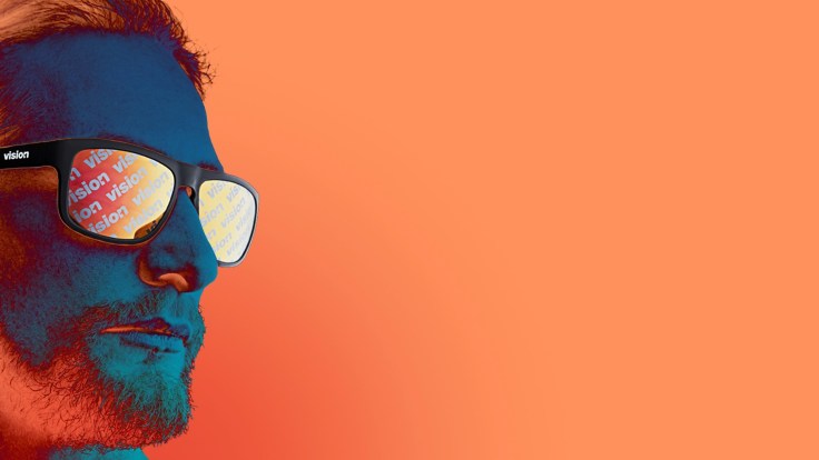 vision1-eyewear-contact